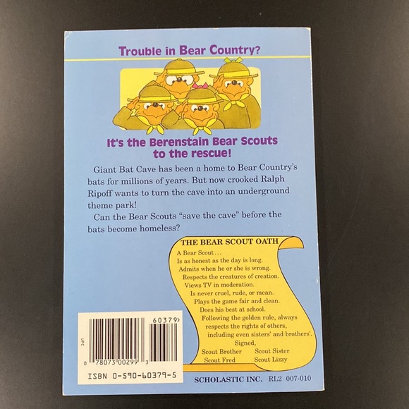 The Berenstain Bear Scouts in Giant Bat Cave by Stan & Jan Berenstain - Novel - Picture 2 of 5